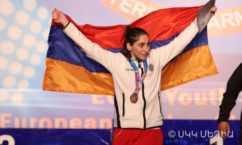 7 ոսկե, 17 արծաթե և 15 բրոնզե մեդալ՝ բռնցքամարտի մինչև 23 տարեկանների և երիտասարդների Եվրոպայի առաջնություններում