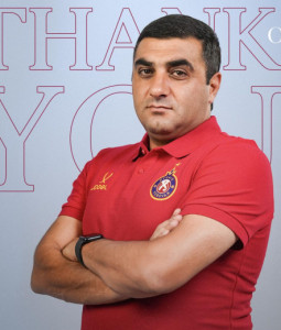 Արտակ Օսեյանը հեռանում է Փյունիկից